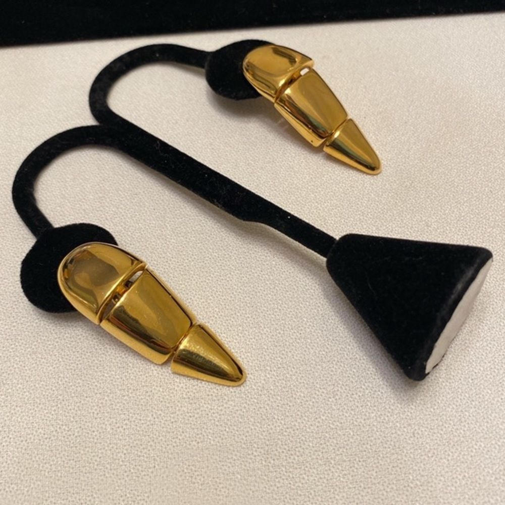 Vintage 1980’s Maxine Denker Gold Mod Earrings - Picture 4 of 11